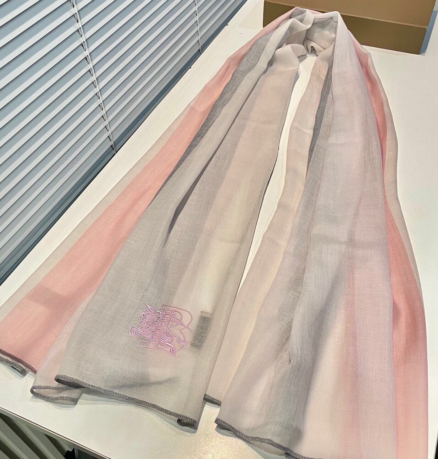 SCARF 200 CM IN LIGHT PINK MIX WHITE CASHMERE 407319