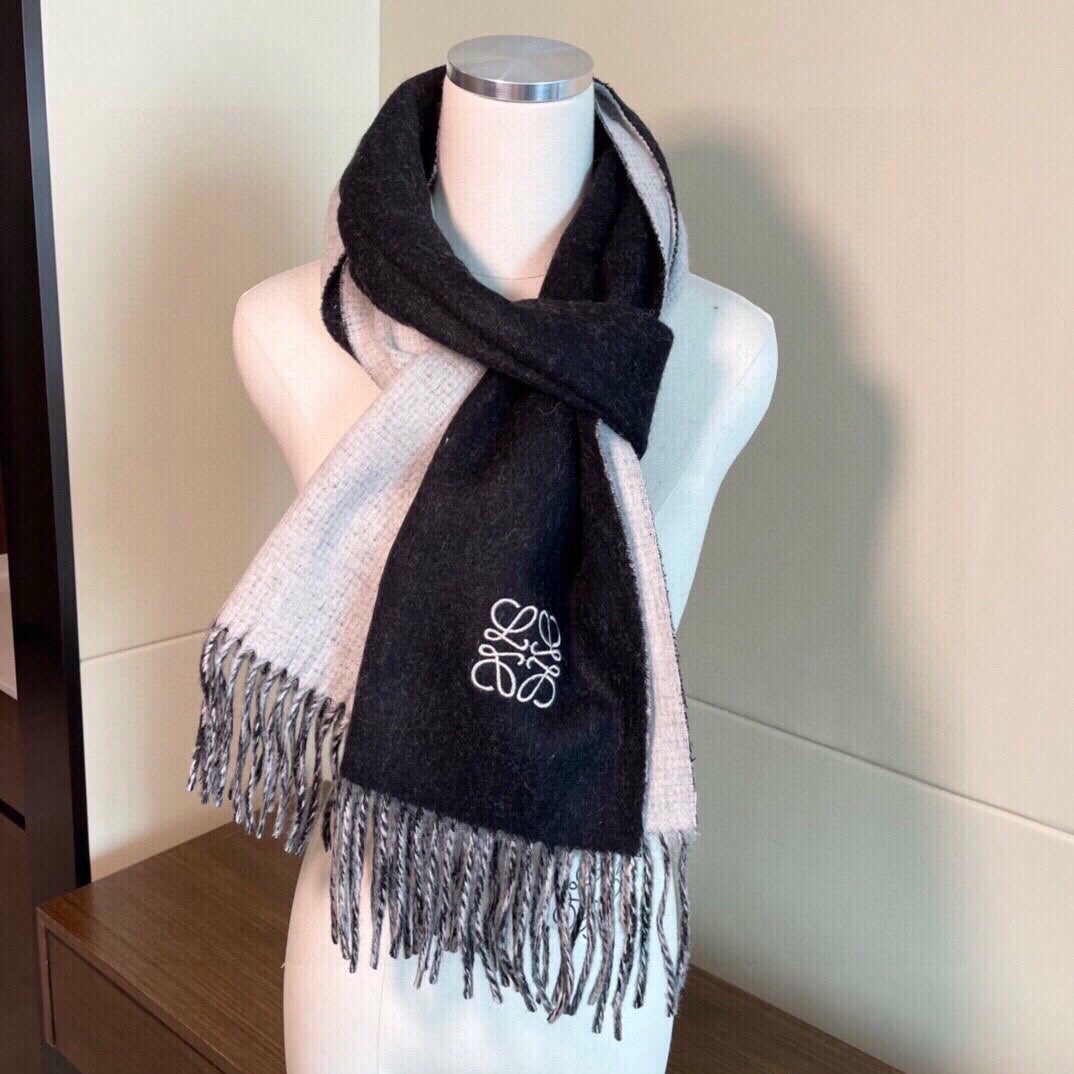 SCARF 180 CM IN BLACK AND WHITE WOOL AND CASHMERE 411795