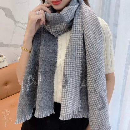 HOUNDSTOOTH SCARF 185 CM IN SHADOW GRAY CASHMERE 393122