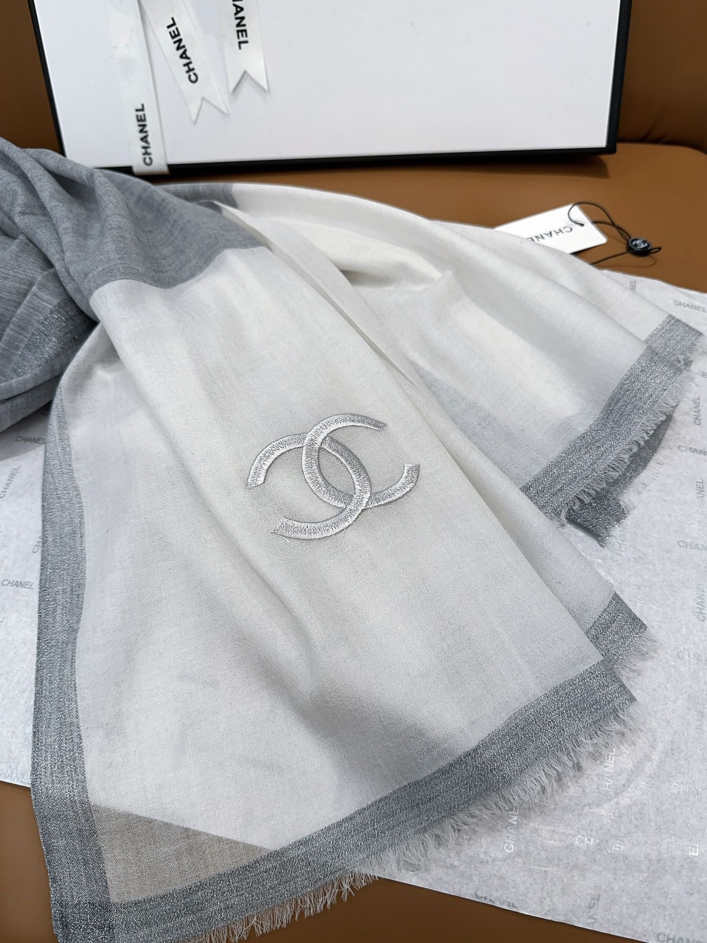 SCARF 200 CM IN DOVE GRAY MIX WHITE CASHMERE 402260