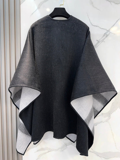 REVERSIBLE CHECK CASHMERE CAPE BLACK AND LIGHT GRAY 410135