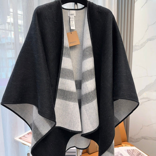 REVERSIBLE CHECK CASHMERE CAPE BLACK AND LIGHT GRAY 410135