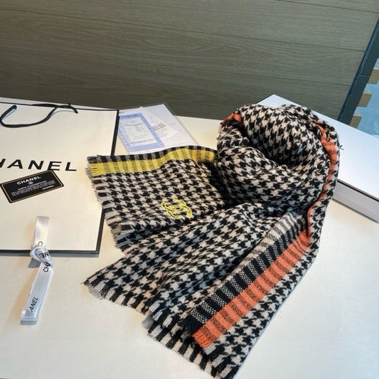 SCARF 190 CM IN BLACK CHECKERED PATTERN CASHMERE 387912