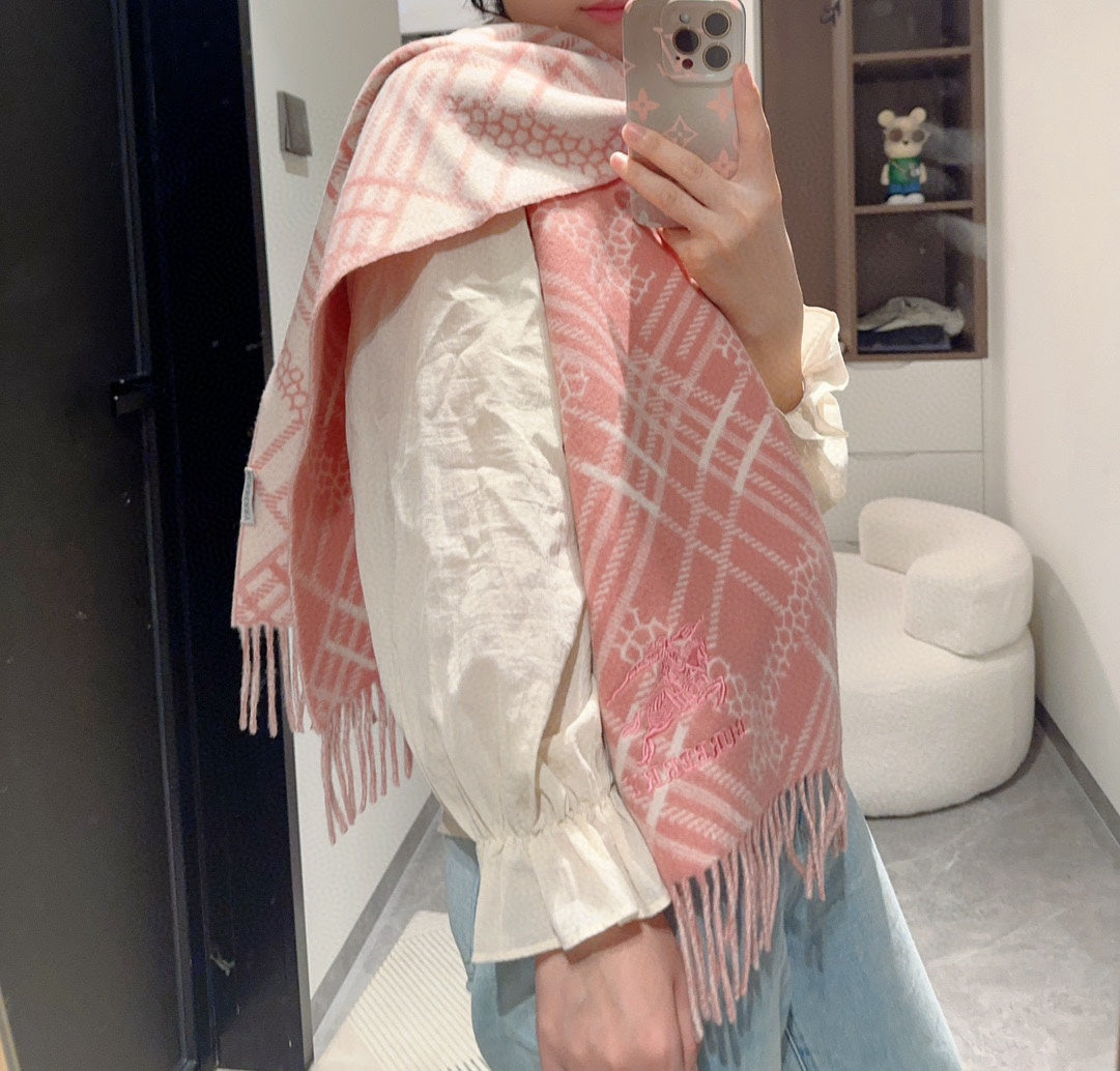 CLASSIC CHECK SCARF 168 CM IN ROSE PINK CASHMERE 396321