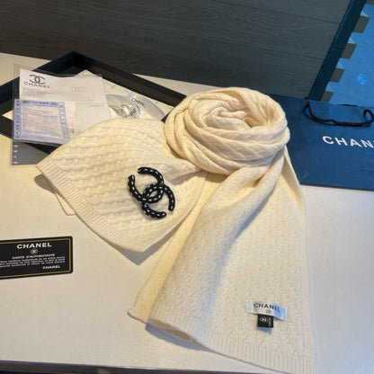 SCARF 170 CM IN WHITE CASHMERE WITH BLACK LOGO 401990