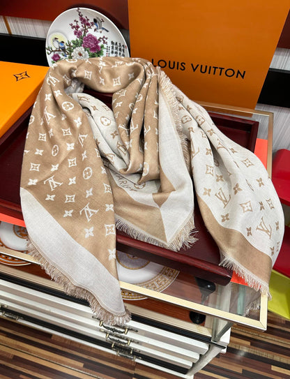 MONOGRAM 140 CM SQUARE SCARF IN PEANUT BROWN MIX WHITE CASHMERE 391108