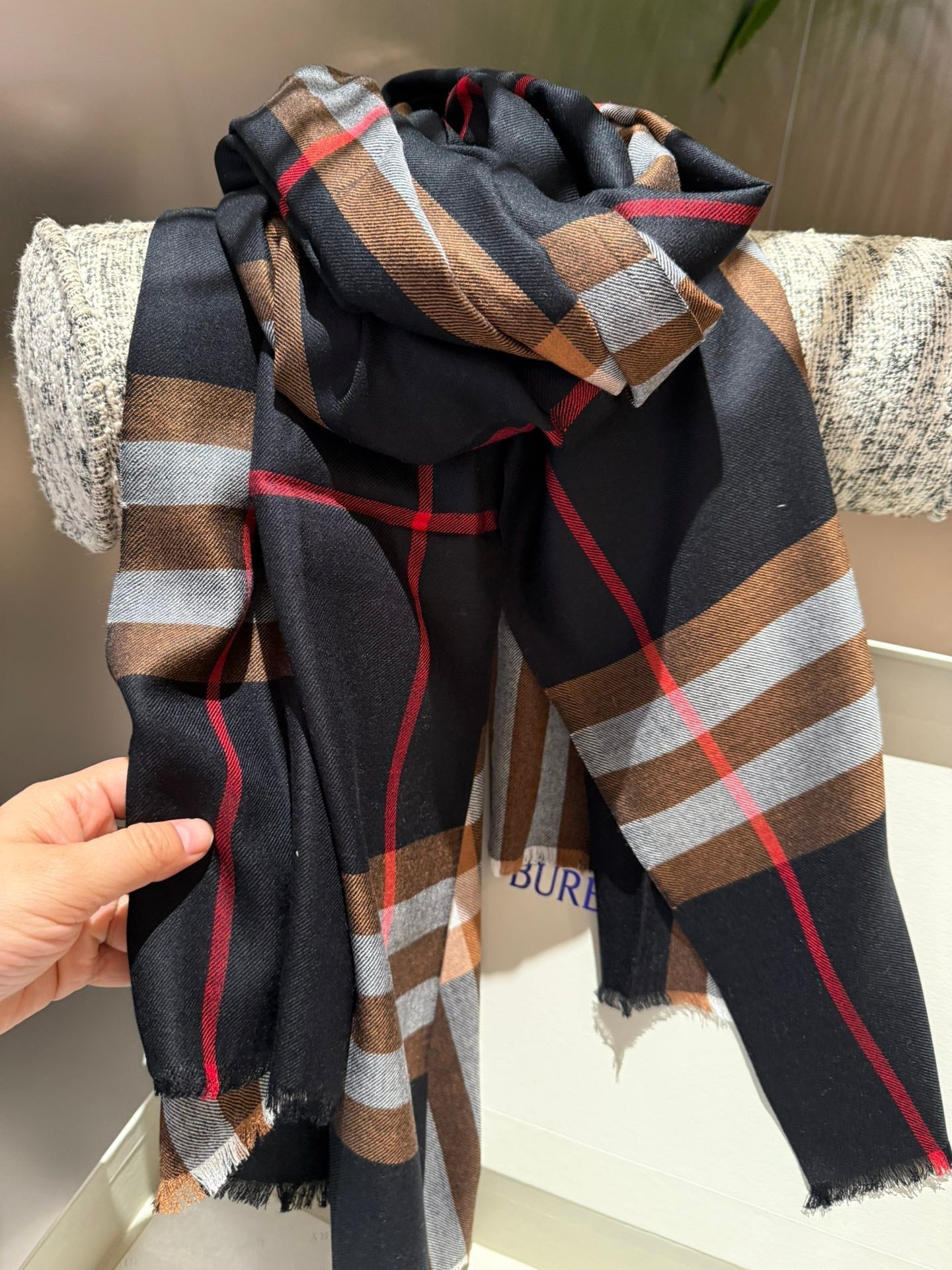 SCARF 200 CM IN COLORFUL CASHMERE 408861