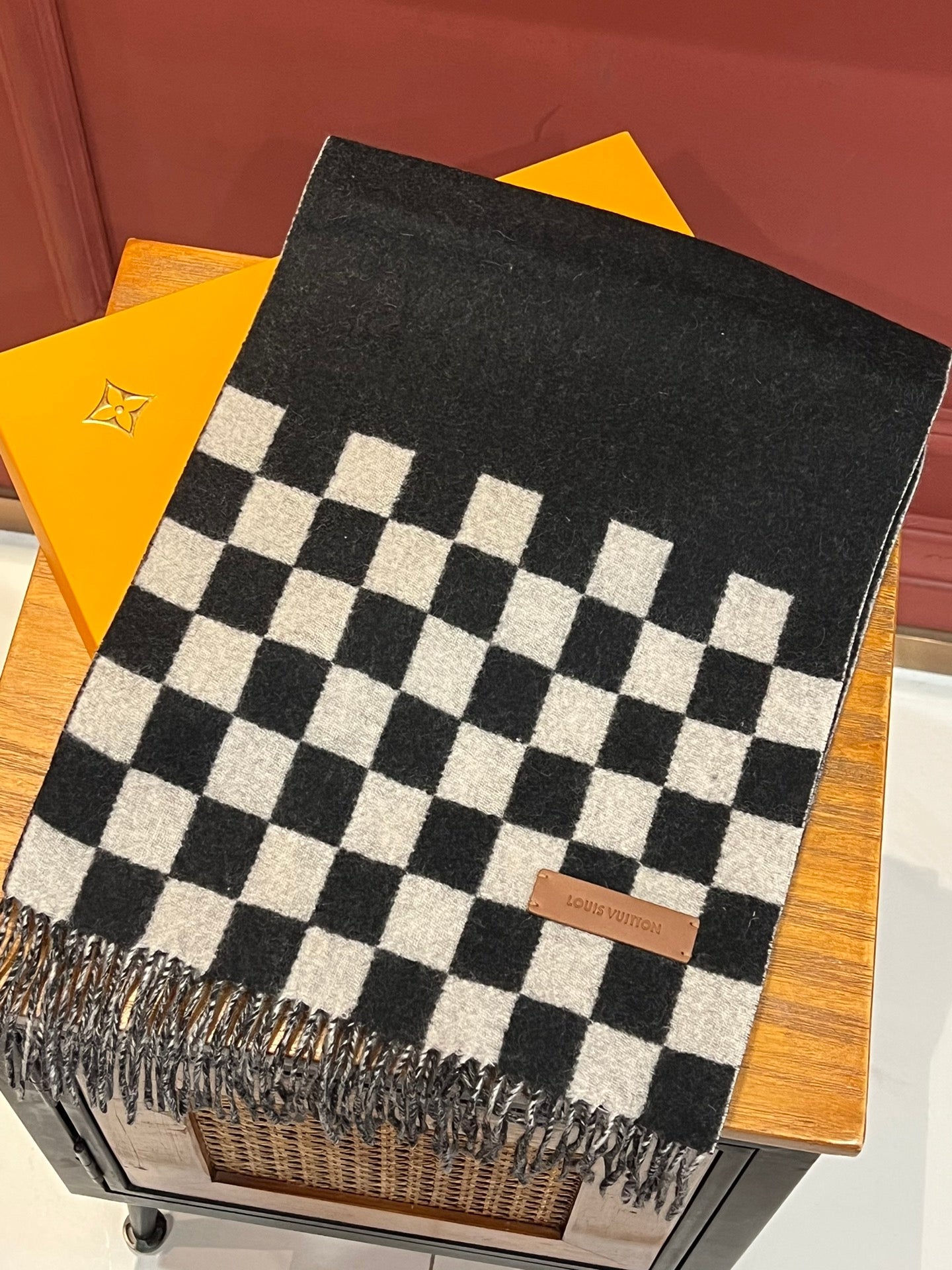 DAMIER SCARF 180 CM IN BLACK MIX WHITE CASHMERE 388315