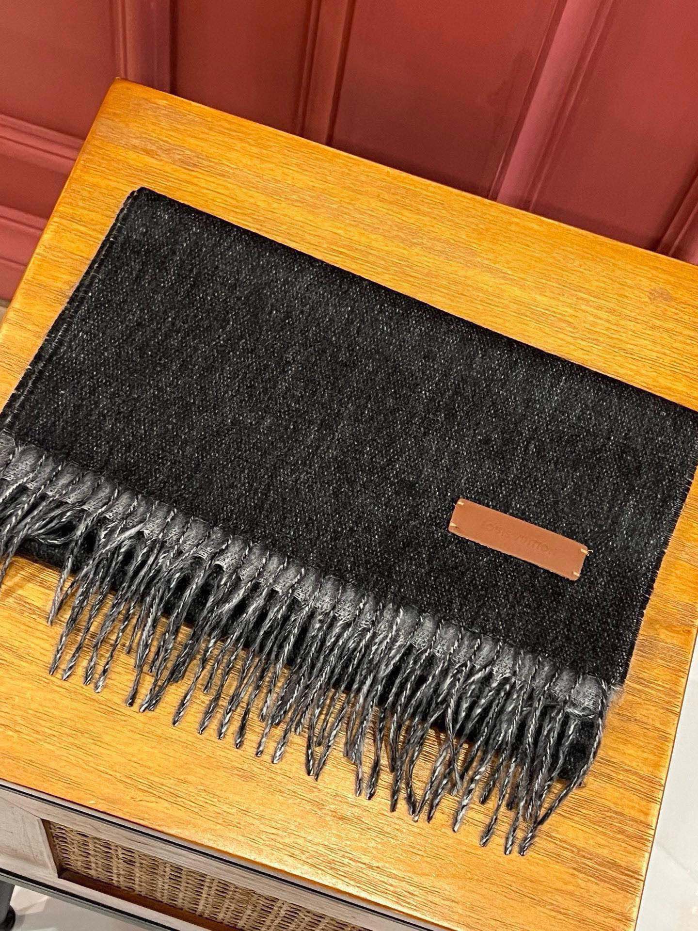 SCARF 180 CM IN BLACK CASHMERE 396477