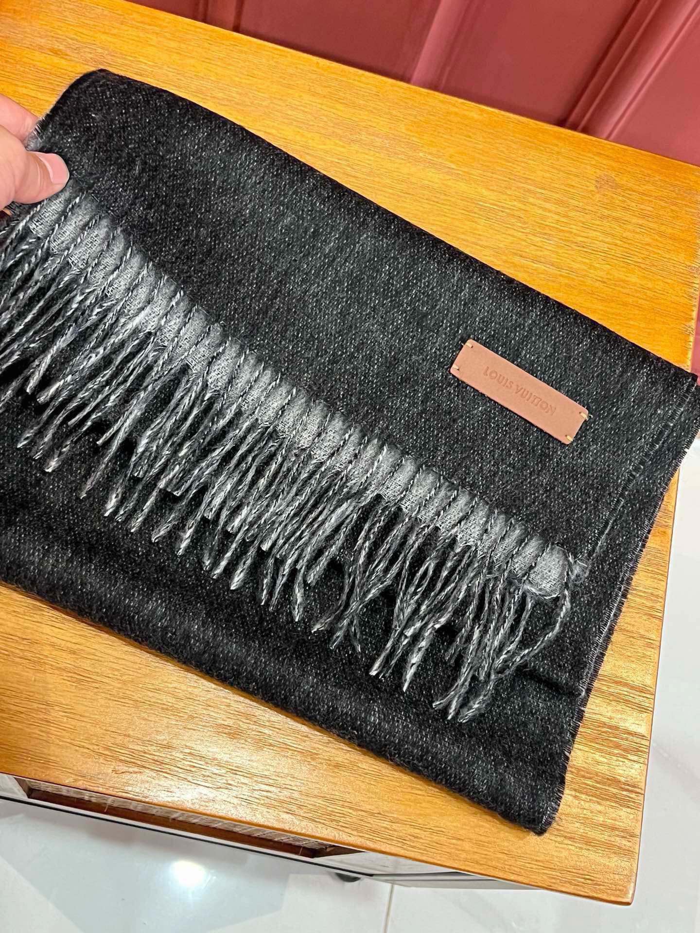 SCARF 180 CM IN BLACK CASHMERE 396477