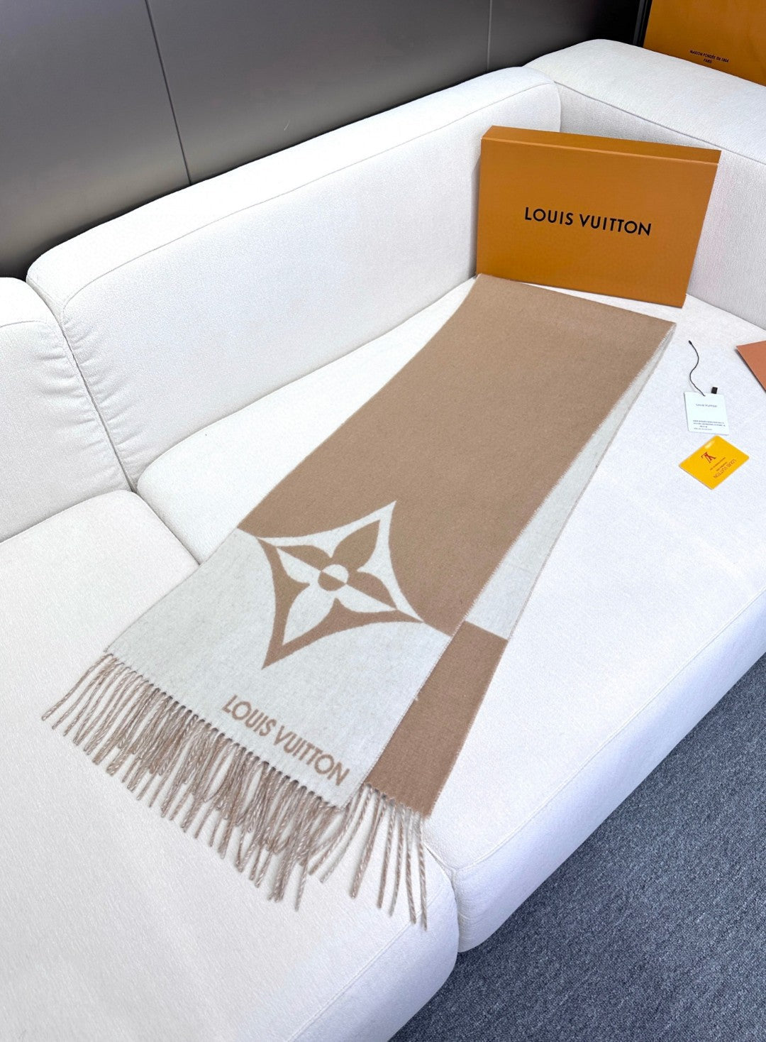 GRAPHIC DUAL SCARF 192 CM IN TUSCAN BEIGE MIX WHITE WOOL AND CASHMERE 396434