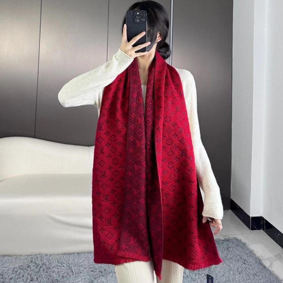 SCARF 180 CM IN HIBISCUS RED CLASSIC MONOGRAM CASHMERE 396438