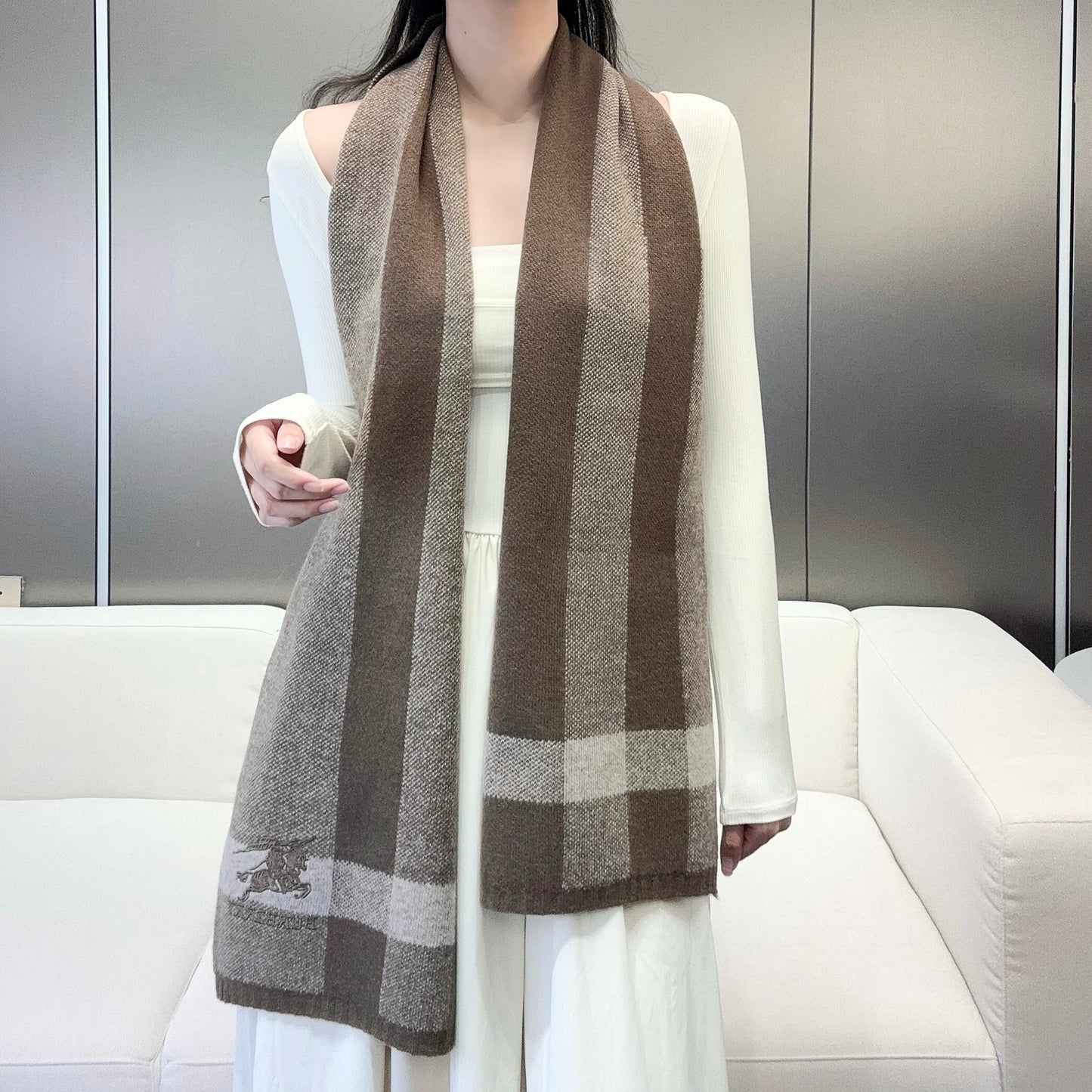 SCARF 190 CM IN MEDIUM BROWN CASHMERE  398395