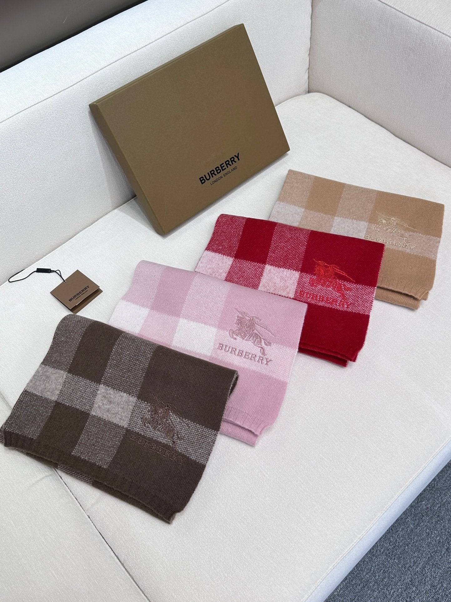 SCARF 190 CM IN MEDIUM BROWN CASHMERE  398395