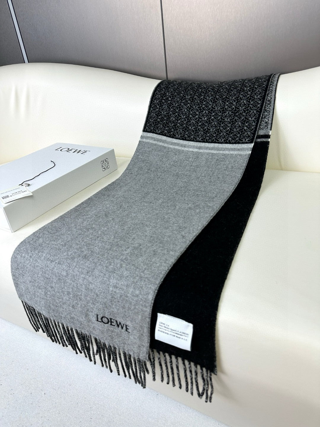 ANAGRAM SCARF 182 CM IN BLACK MIX DOVE GRAY WOOL AND CASHMERE 408524