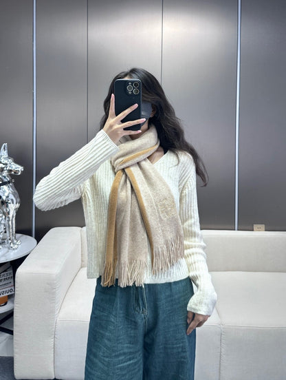 SCARF 180 CM IN ALMOND BEIGE CASHMERE 410158