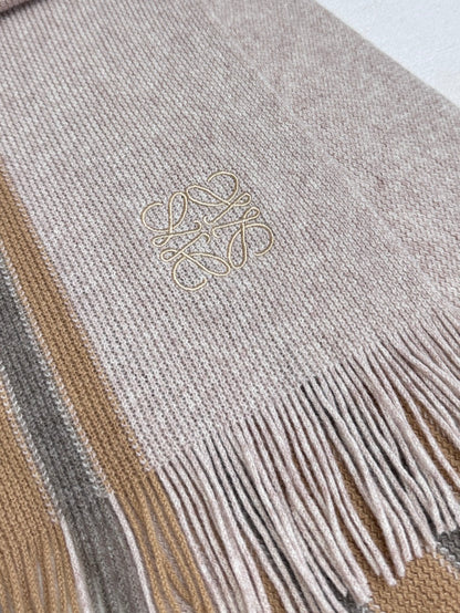 SCARF 180 CM IN ALMOND BEIGE CASHMERE 410158