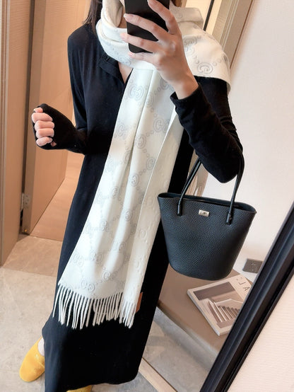 SCARF IN WHITE CASHMERE 405597