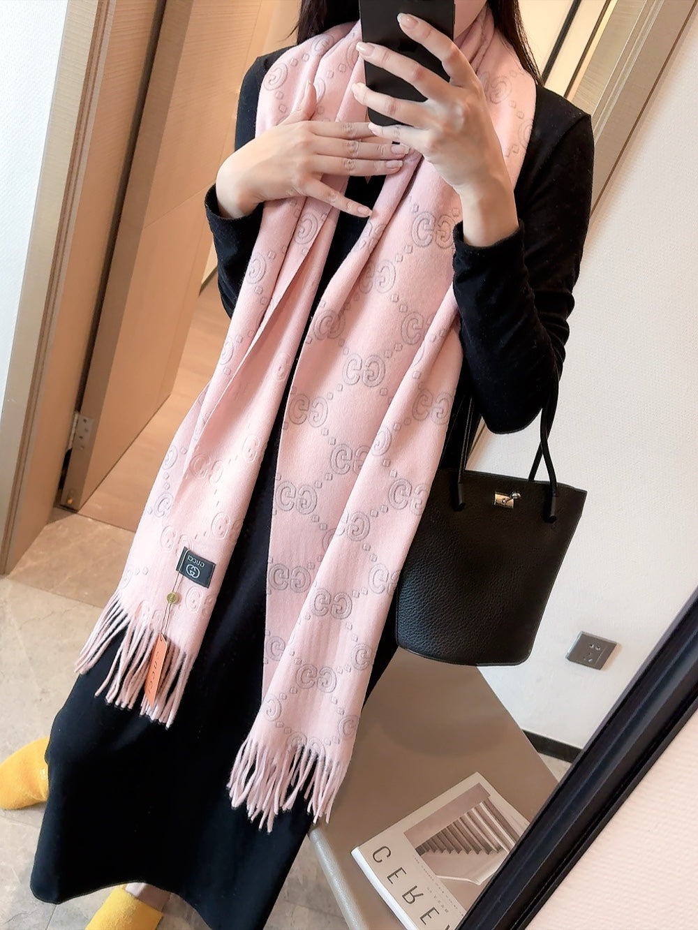 SCARF IN LIGHT PINK CASHMERE 405596