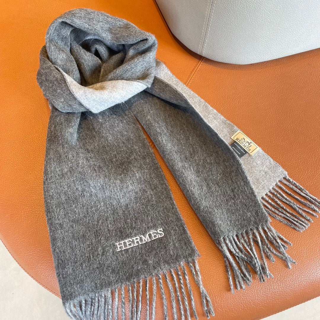 DOUBLE-FACE STOLE SCARF IN SMOKE GRAY MIX WHITE CASHMERE 394465