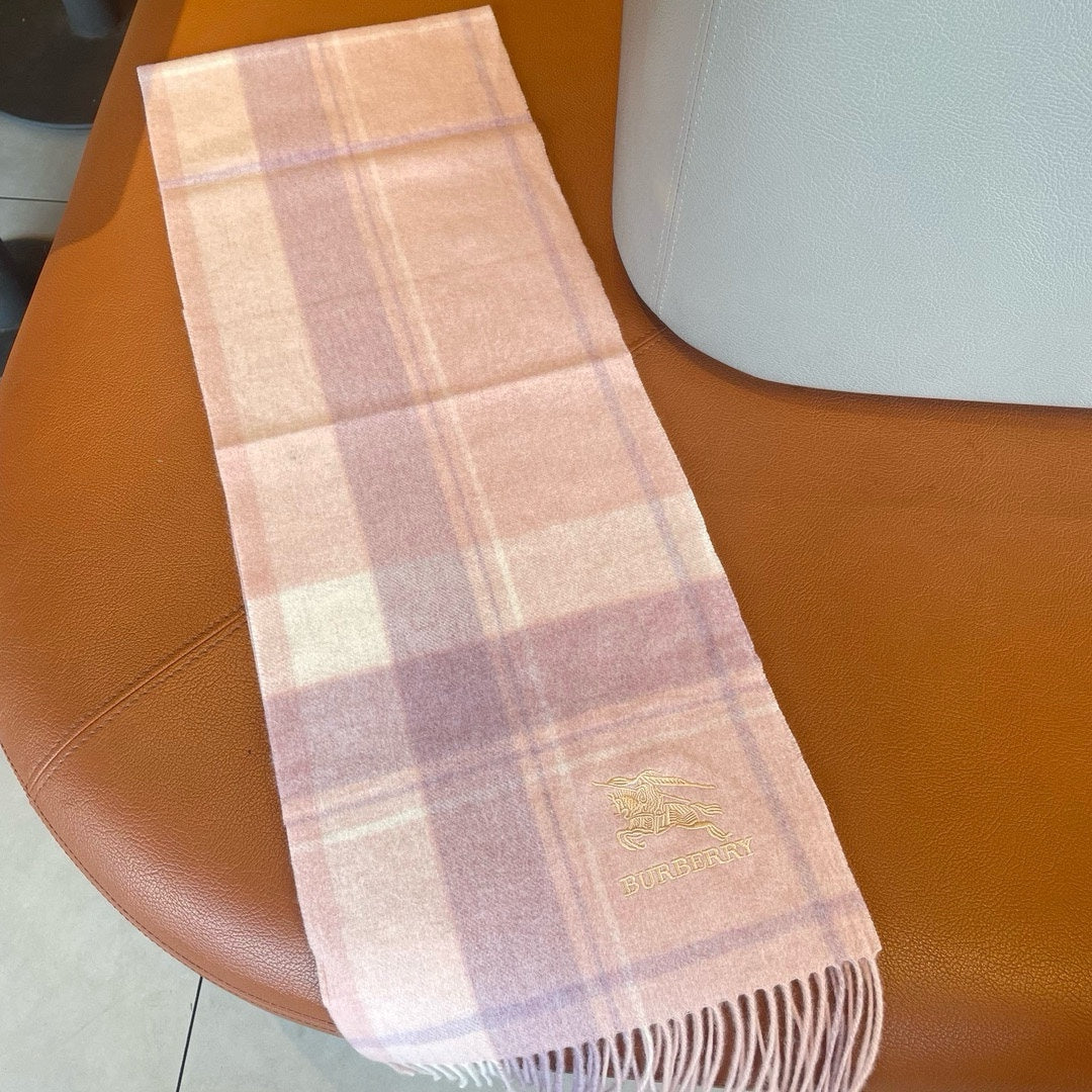 SCARF 180 CM IN PASTEL PINK WOOL 408566