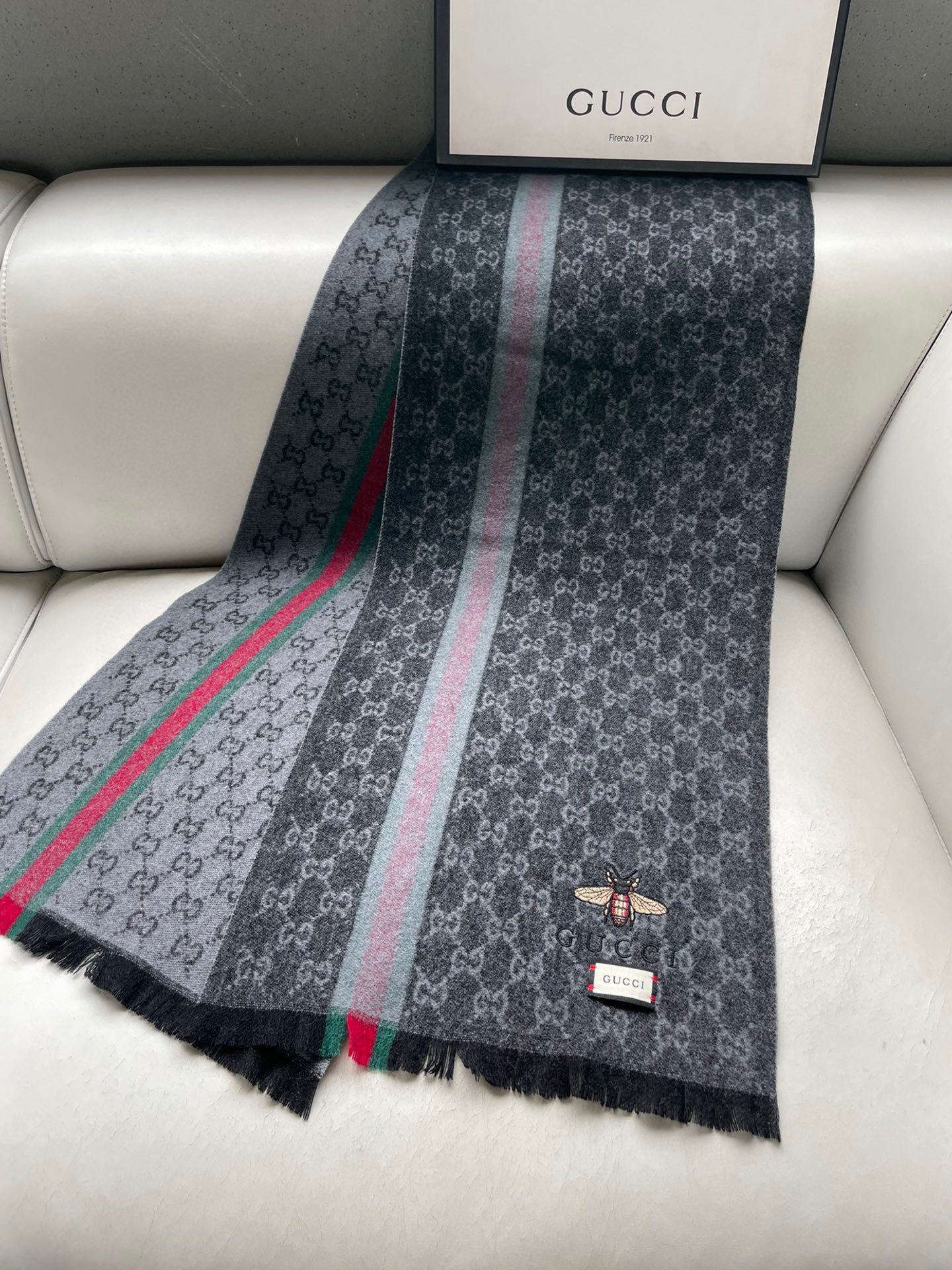 SCARF 180 CM IN BLACK MONOGRAM CASHMERE 402213