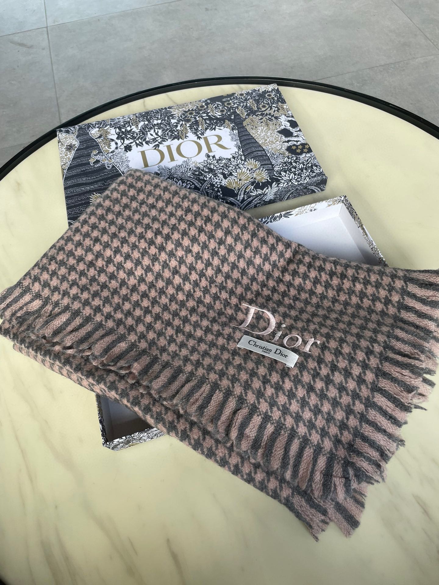 HOUNDSTOOTH SCARF 200 CM IN CAMEL BROWN WOOL 416827