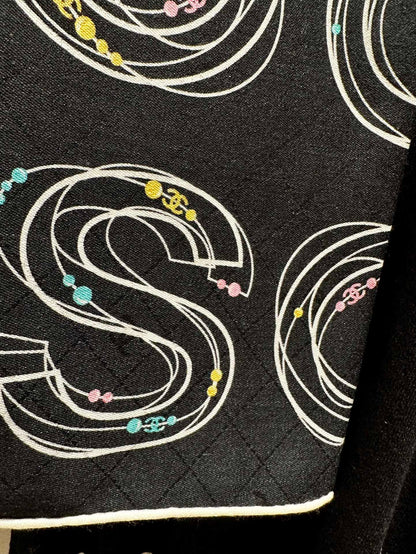 SQUARE SCARF 140 CM IN BLACK MONOGRAM SILK 403990