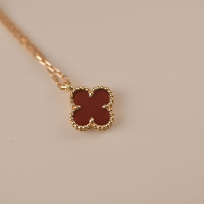 [Rose Jewellery]CLOVER MINI 9.5MM WHITE CARNELIANS NECKLACE