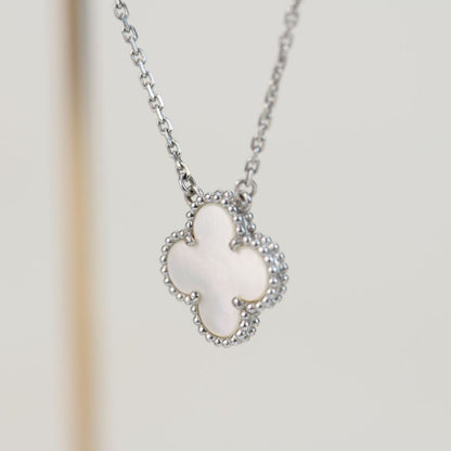 [Rose Jewellery]CLOVER  15MM WHITE MOTHER-OF-PEARL SILVER